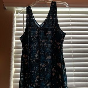 beautiful sleeveless Flowey top from Lane Bryant size 24. Perfect for summer!